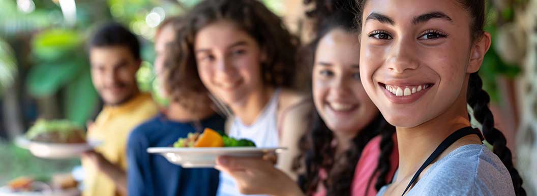 Adolescenti e alimentazione: Come guidare i tuoi figli verso scelte più sane